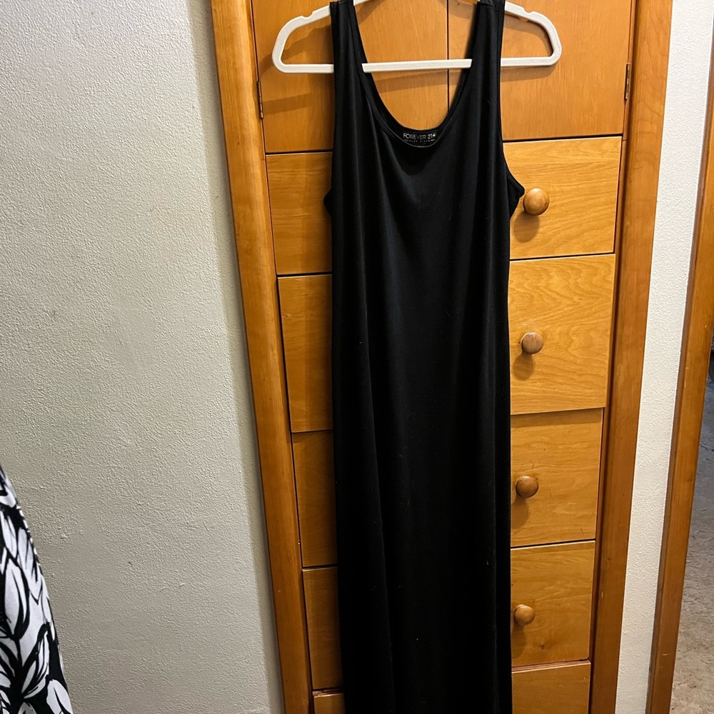 Great basic black maxi dress by Forever 21, 2X